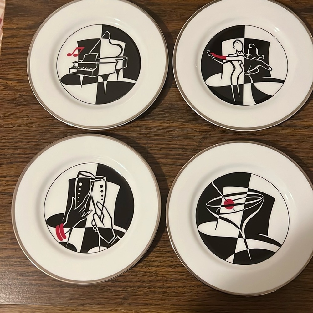 4 Neiman Marcus Decorative Hand Painted Romance Theme 8" Plates Salad Dessert